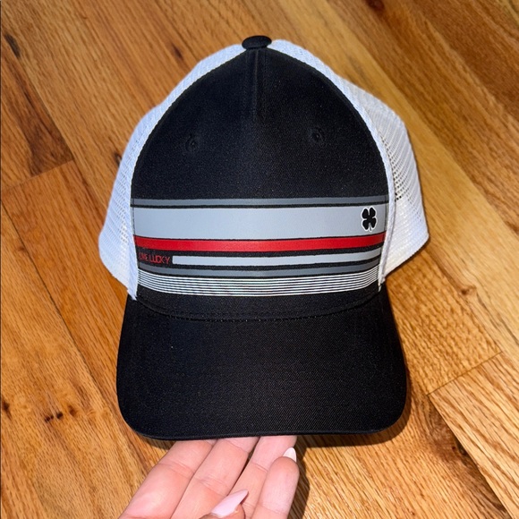 Black Clover Black and White Trucker Hat - Picture 1 of 6